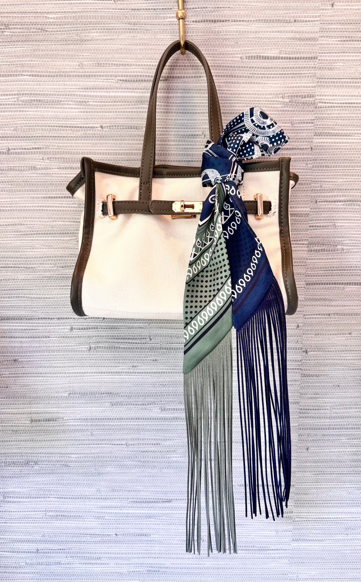 The Grab and Go Tote
