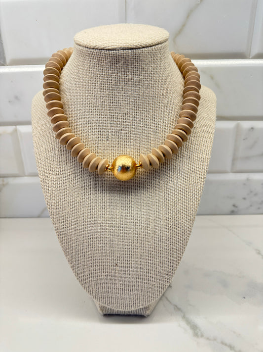 The Sandstone Alure Necklace