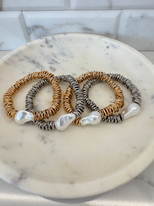 Hammered Gold and Silver Pearl Stretch Bracelet