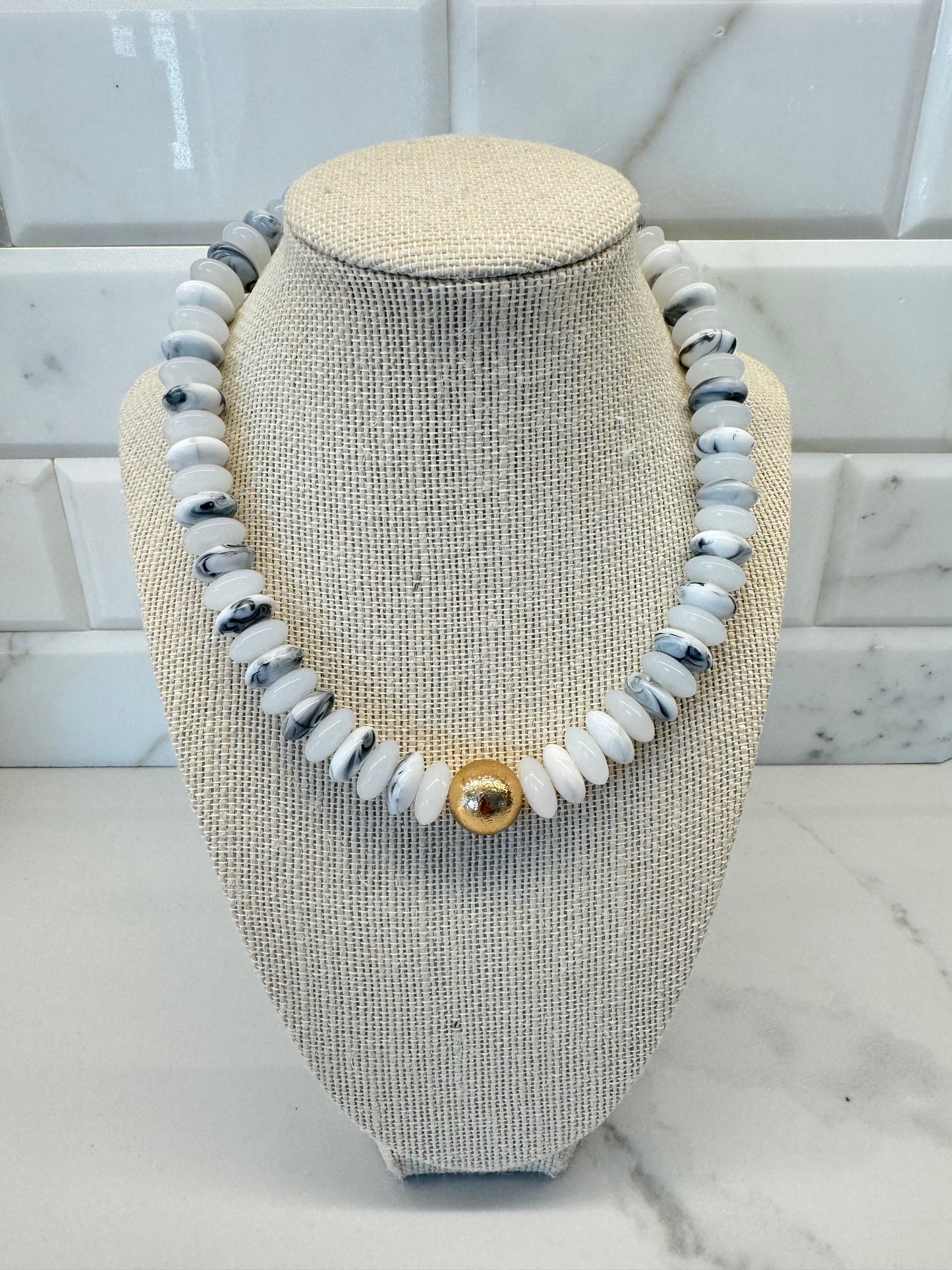 The Marble Alure Necklace