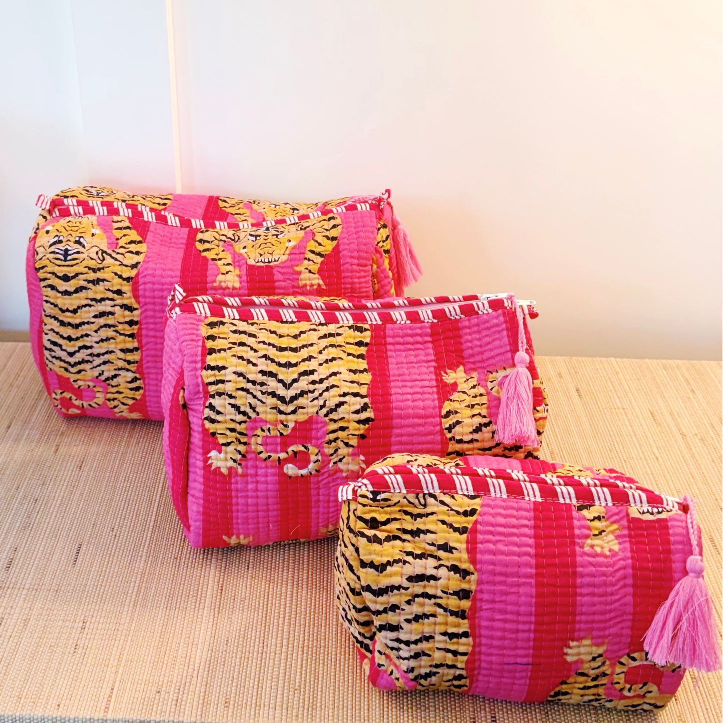 Three-Piece Tiger Pouch Set - Hot Pink/Pink
